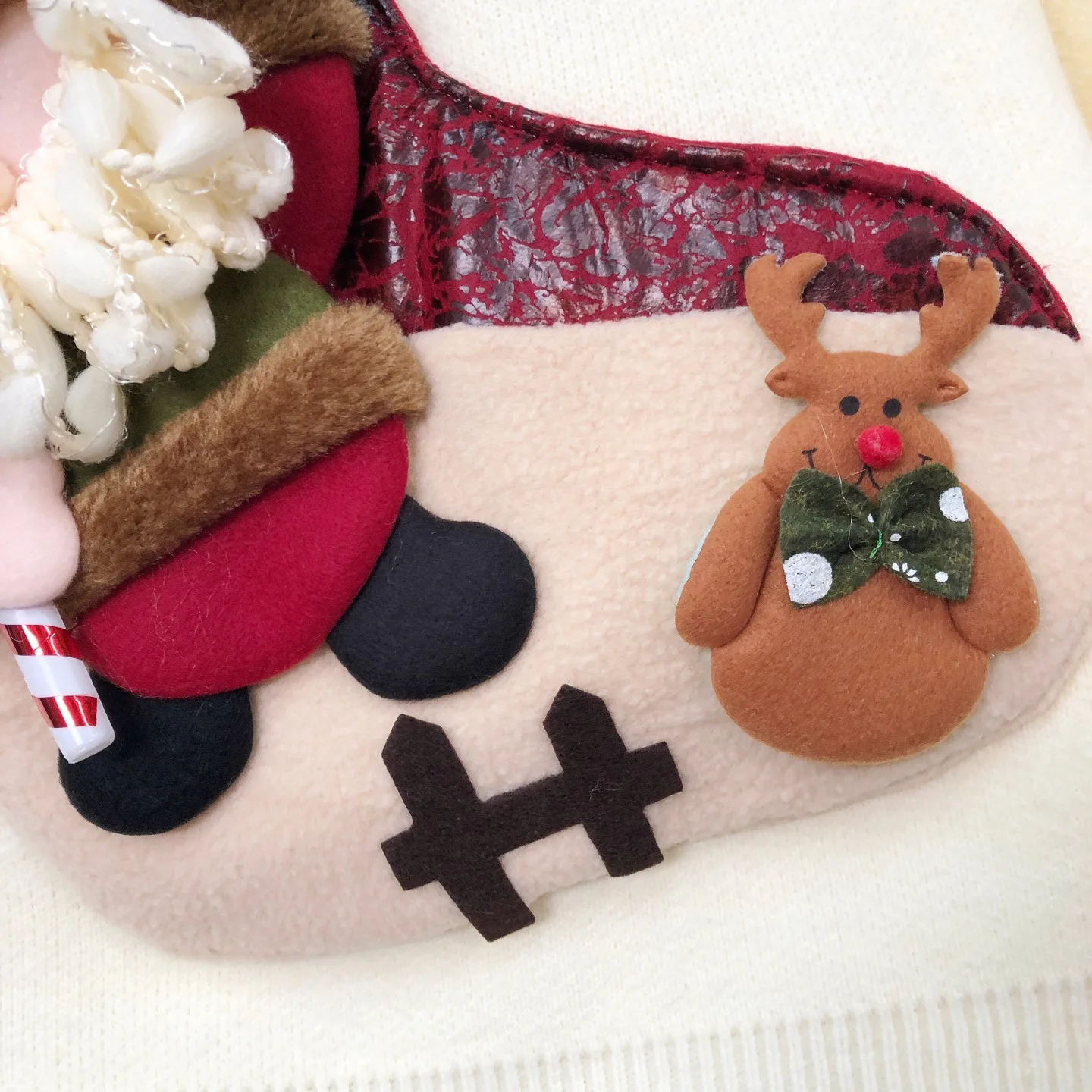 Носки с Санта-Клаусом, карманная атмосфера, новогодний красный теплый пуловер, свитер с круглым вырезом, зимняя одежда средней длины для женщин