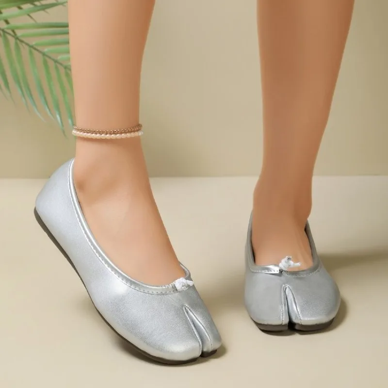 Women Split Toe Ballet Flats Knot Decor Slip‑on Flat Shoes Soft PU Leather Shallow Mouth Casual Walking Shoes for Ladies