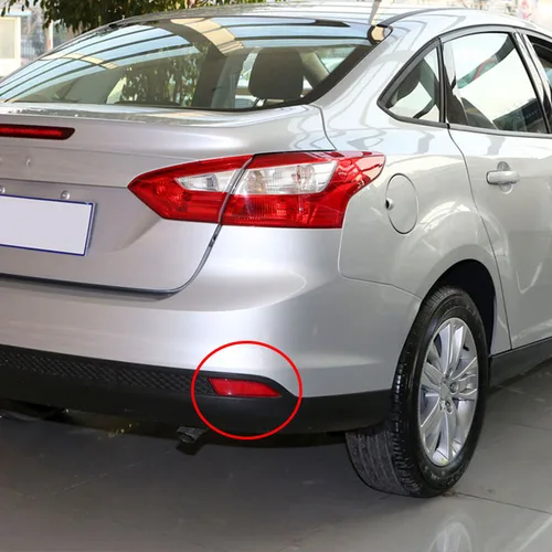 Imagen 2 del producto 1 par de reflectores de parachoques trasero izquierdo y derecho de coche de plástico rojo BM51515BOAE apto para Ford Focus BM51515COAE 2012 2013 2014 2015