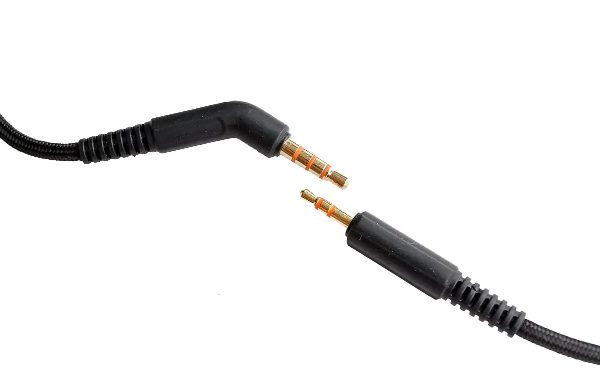 V-MOTA Club 950NC Audio Cable Compatible with JBL Tour One,Live 660NC/650BTNC/500BT/460NC/400BT Cable,2.5mm to 3.5mm(4 ft/1.2 m)