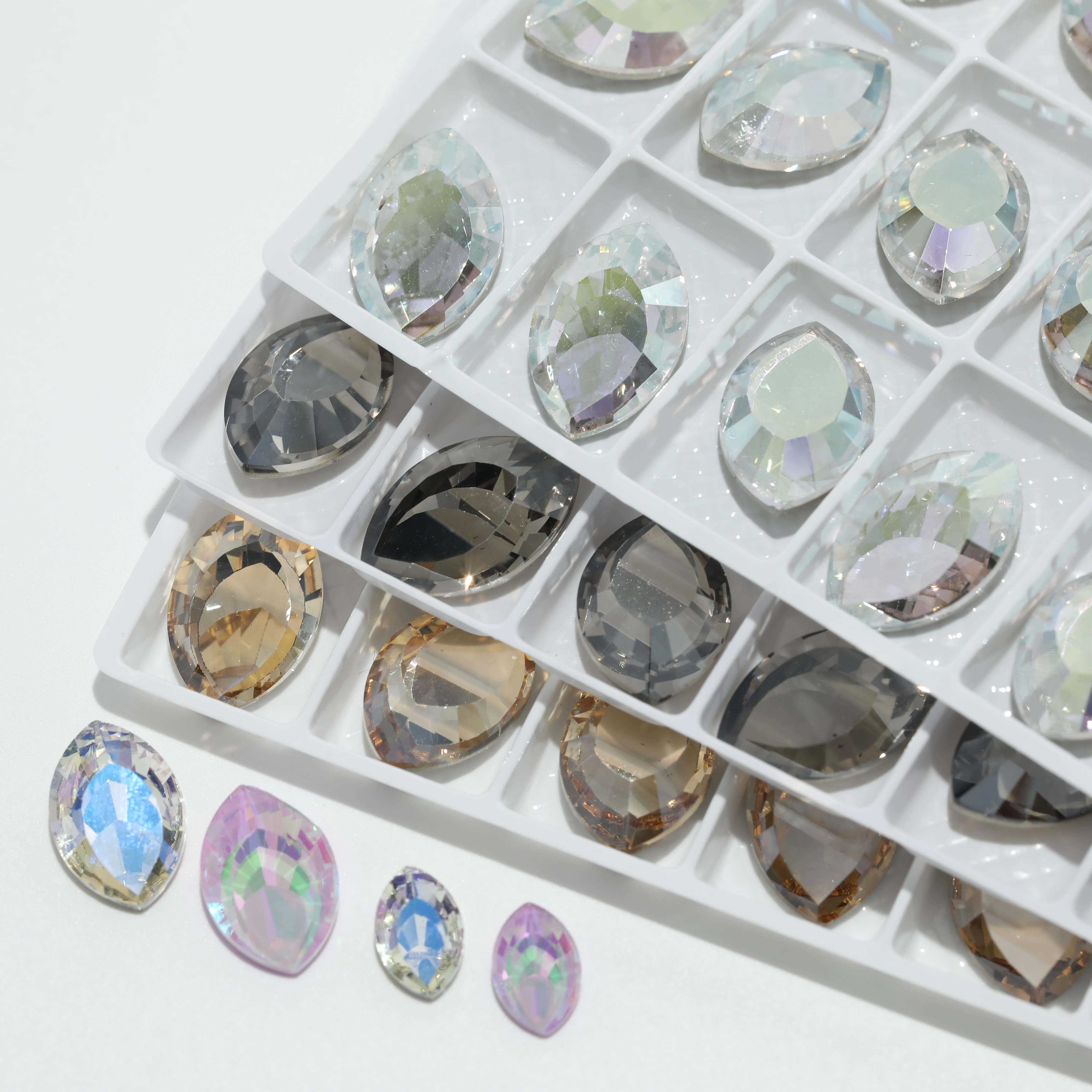 GRST DV4062 Nevette Fancy Stones Premium Dream Mirror Series Strasssteine Glänzende Kristalle DIY-Zubehör für Nagelkunst, Kleider, Taschen – Detail 4