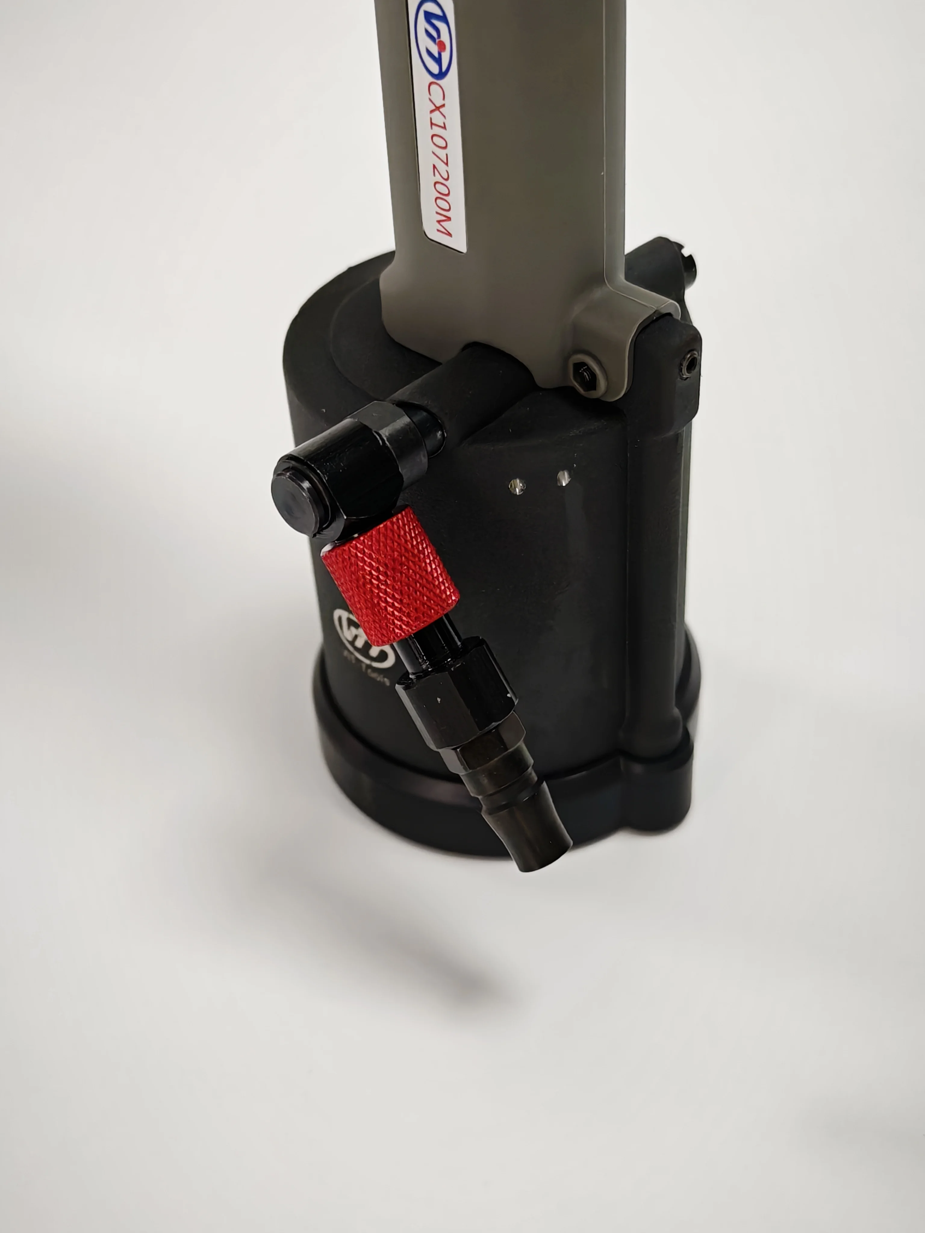 Riveteuse d'air pour une réponse précise dans les machines lourdes