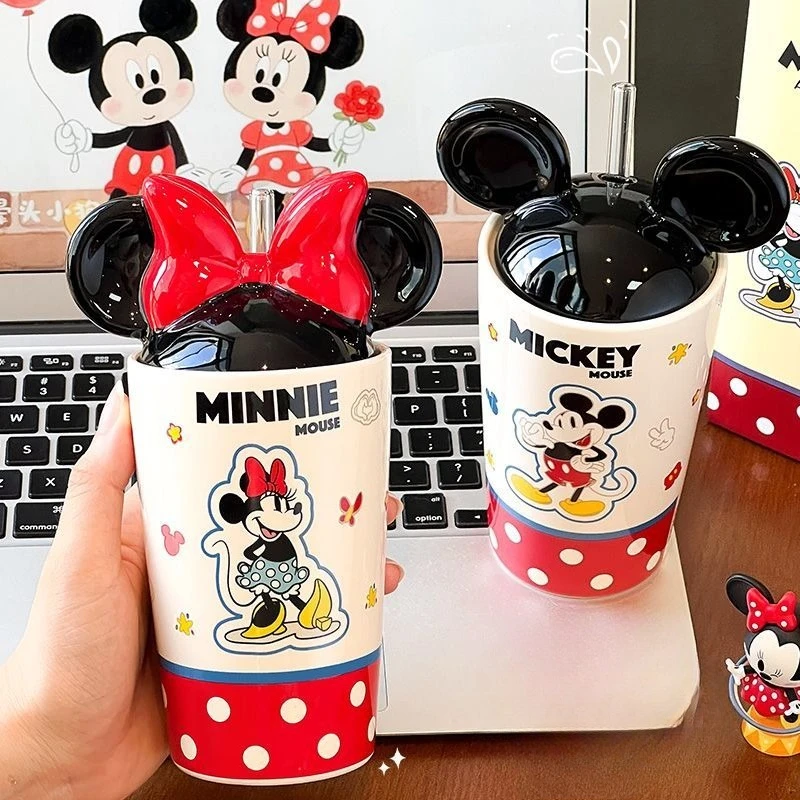Taza de cerámica de Mickey Minnie de Disney, creativa, de alto valor, de gran capacidad, portátil, con estampado de Anime, tapa para pareja en casa, taza de paja, regalo