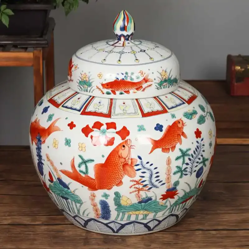 Jingdezhen antique ceramic storage tank, multicolored fish and algae pattern porcelain with large lid, tea can ornament