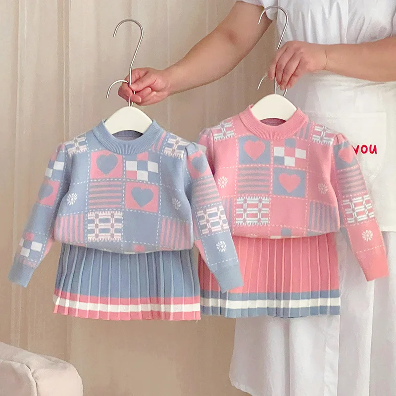

Комплекты свитеров для маленьких девочек, новый детский вязаный комплект из двух предметов, шерстяной свитер с капюшоном и милым геометрическим узором + плиссированная юбка, От 2 до 6 лет