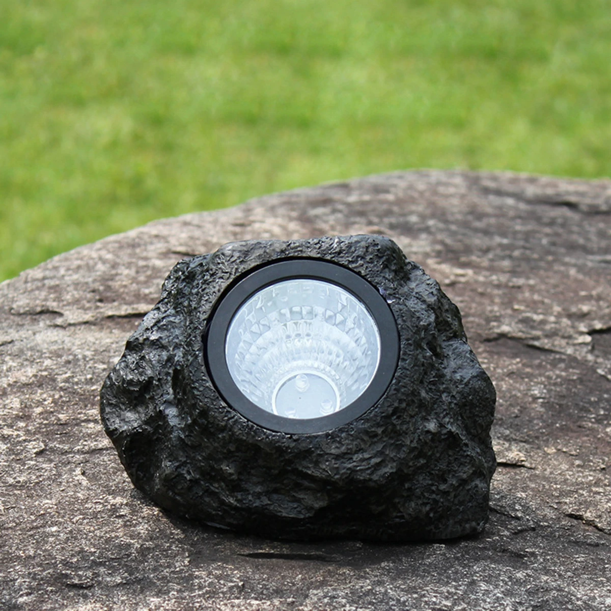 

2Pcs Solar Stone Lamp Durable High Quality Ideal Patios Paths Gardens Outdoor Waterproof Energy Saving Landscape