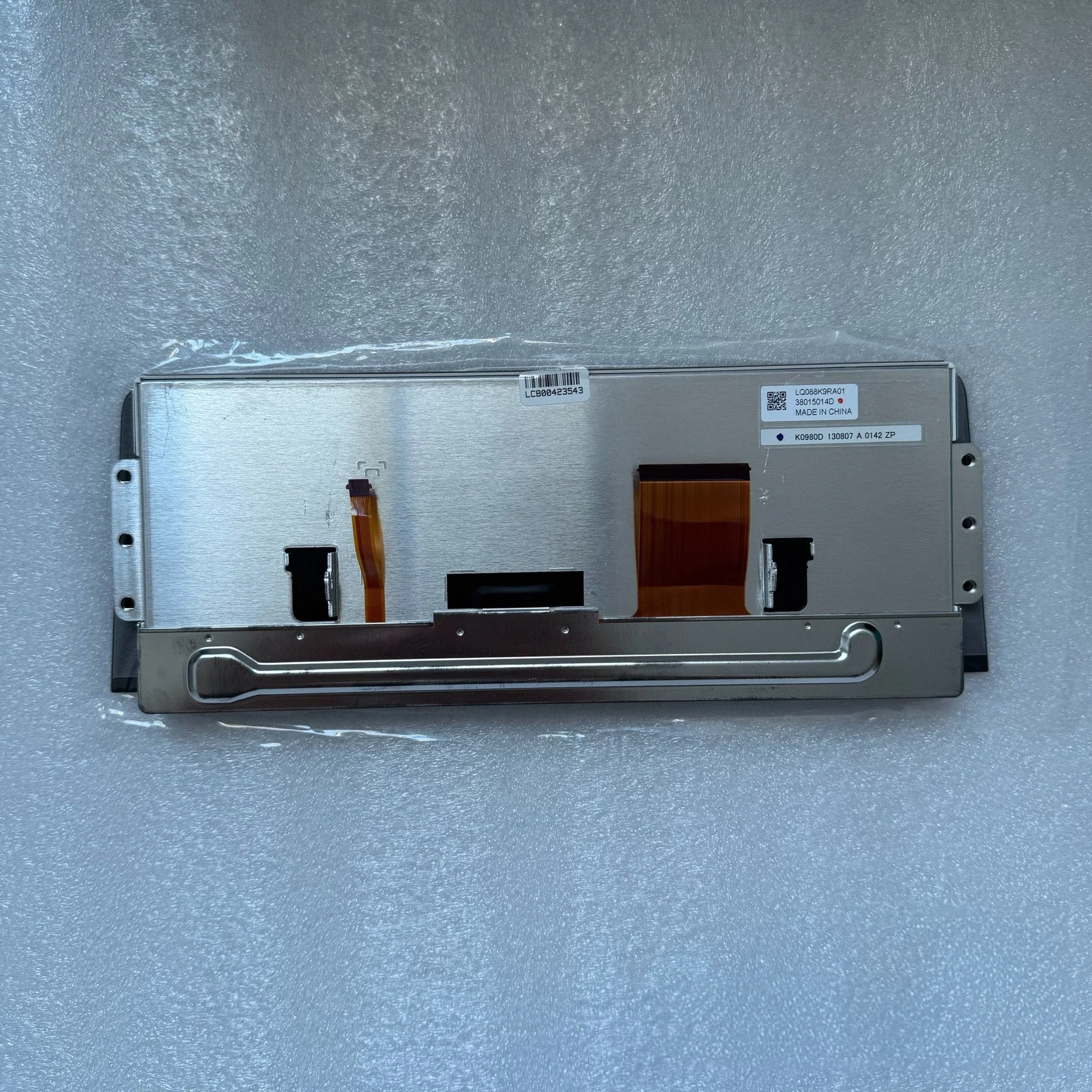 LQ088K9RA01 LCD Display and Glass 8.8Inch screen For BMW X5 NBT L7 CID High 2012 CIC f30 DVD GPS Navigation audio systems ﻿