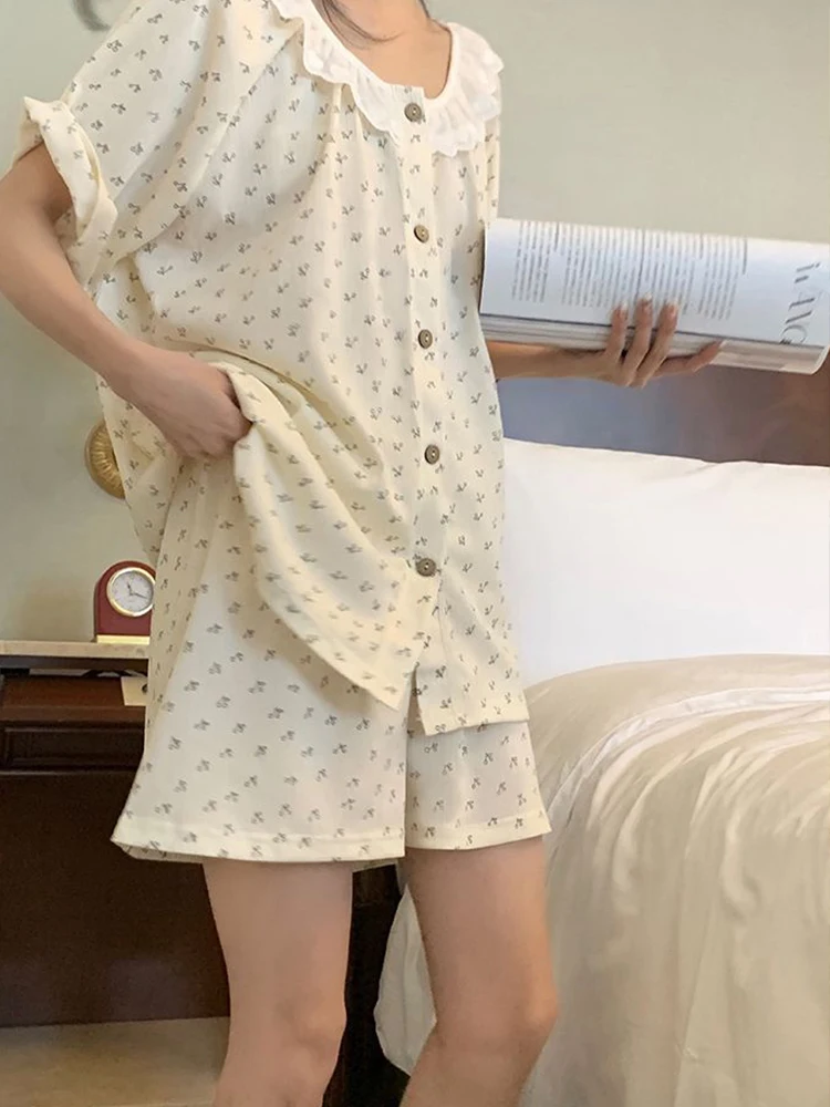 Korean Version of Schoolgirls Simple Style Striped 2024 Pajamas Summer New Short Sleeve Shorts Thin Loungewear Set