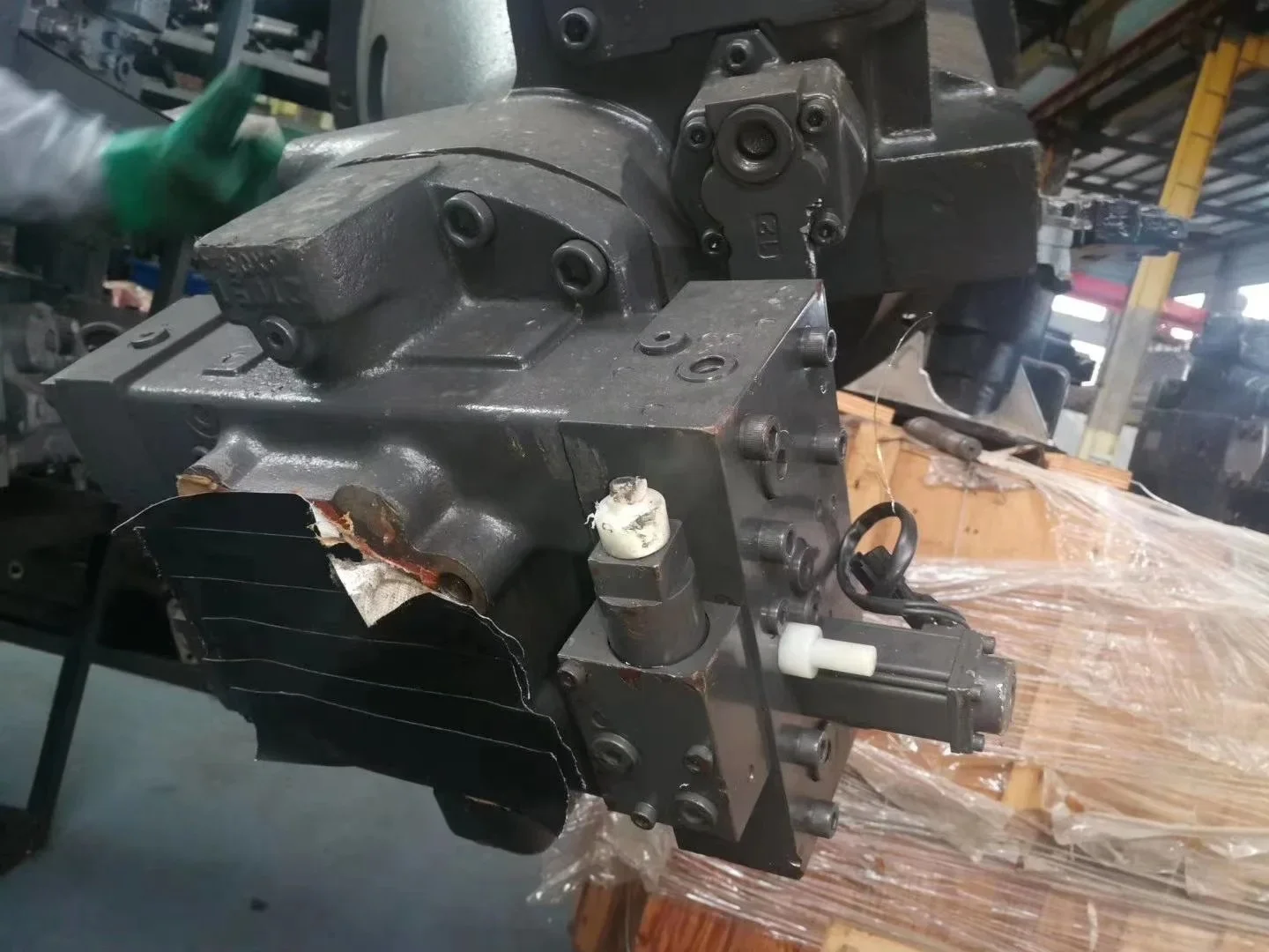 A8V A8V55 A8V80 A8V107 A8V115 A8V172 Hydraulic Pump A8V172ESBR6201F2-99090 Hydraulic Variable Displacement Piston Pump