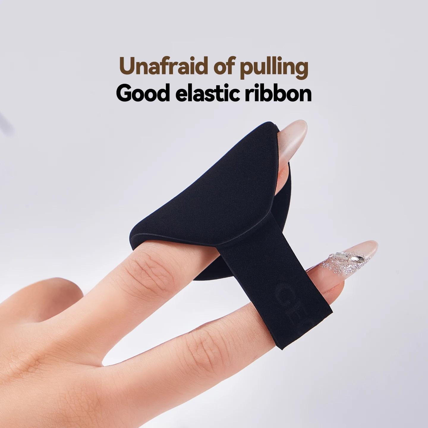 Czarna gąbka do makijażu w kształcie puszczki, miękka, gruba, przyjazna dla skóry, do stosowania na sucho i na mokro, poduszka do makijażu zapewniająca idealną aplikację.