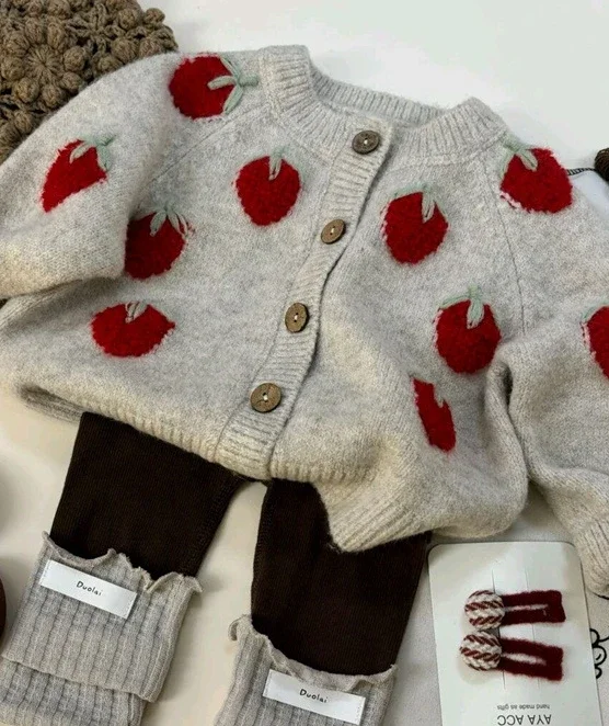 Childrens Clothing Set 2024 Autumn New Korean Spring and Autumn Strawberry Knitted Jacket Cardigan Two-piece Set