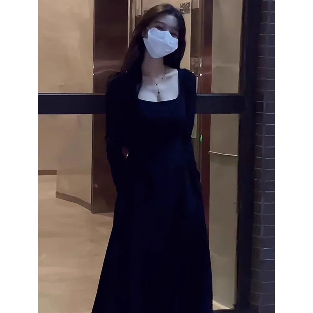 Franse elegantie jurk met lange mouwen en taille-cincerende vierkante hals