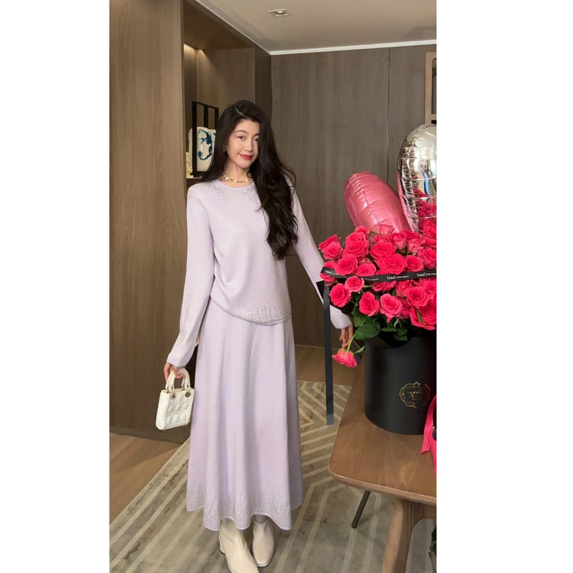 

Ele round Ne Knitted f Skirt Set with Exquisite Beading NCOU Nie Kou Winter 2025 New Arrival Lady's Faionable Ense...