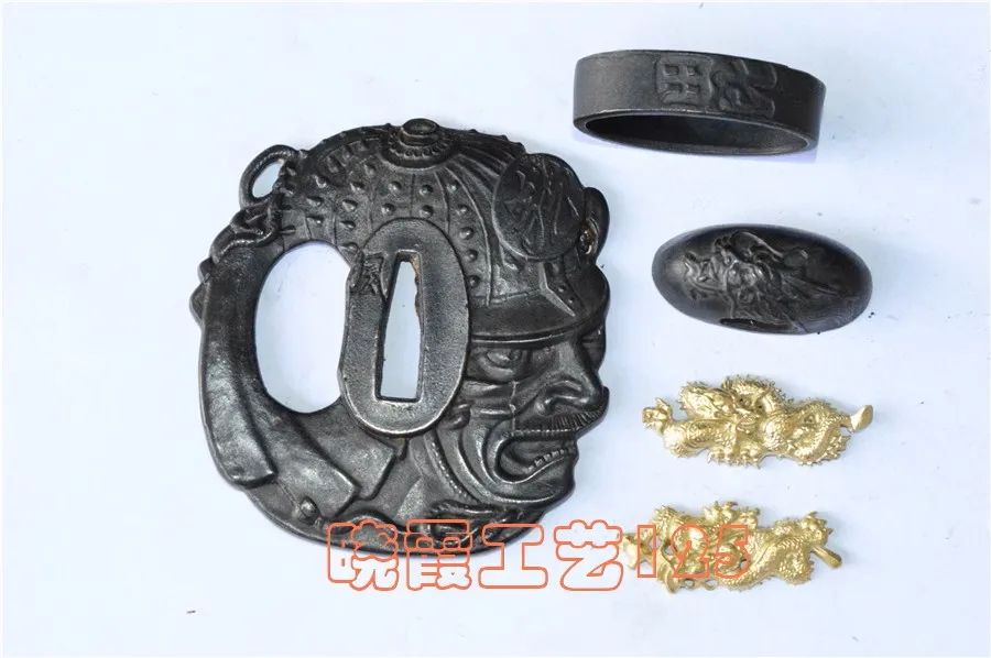 

Quality Steel Iron Metal Set of Tsuba Handguard Disk Fuchi Kashira Seppa for Katana Tachi Wakizashi Sword