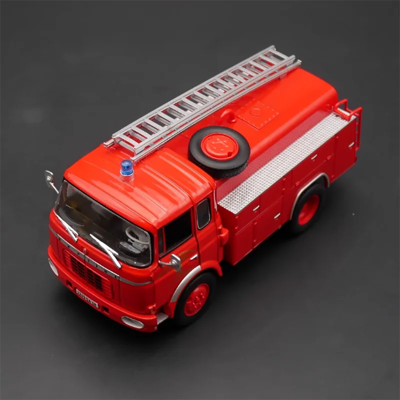 Diecast 1:43 Scale Berliet GAK French Fire Truck Alloy Vehicle Model Finished Simulation Collection Decoration Gift Toys Display