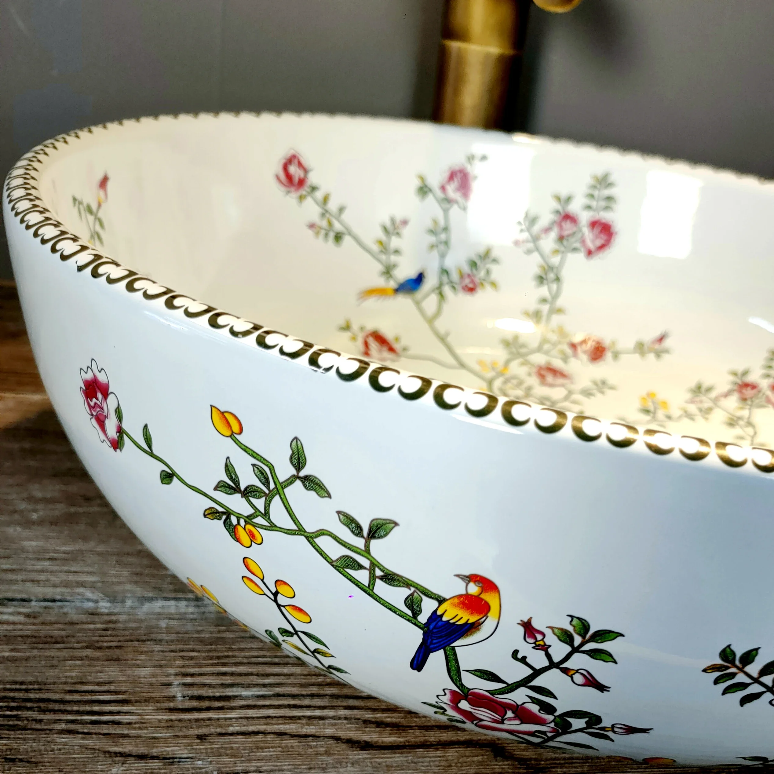 White Glazed Ceramic Countertop Wash Basin Lavabo Vessel Sink for Bathroom Sanitary with Flower Bird Pattern