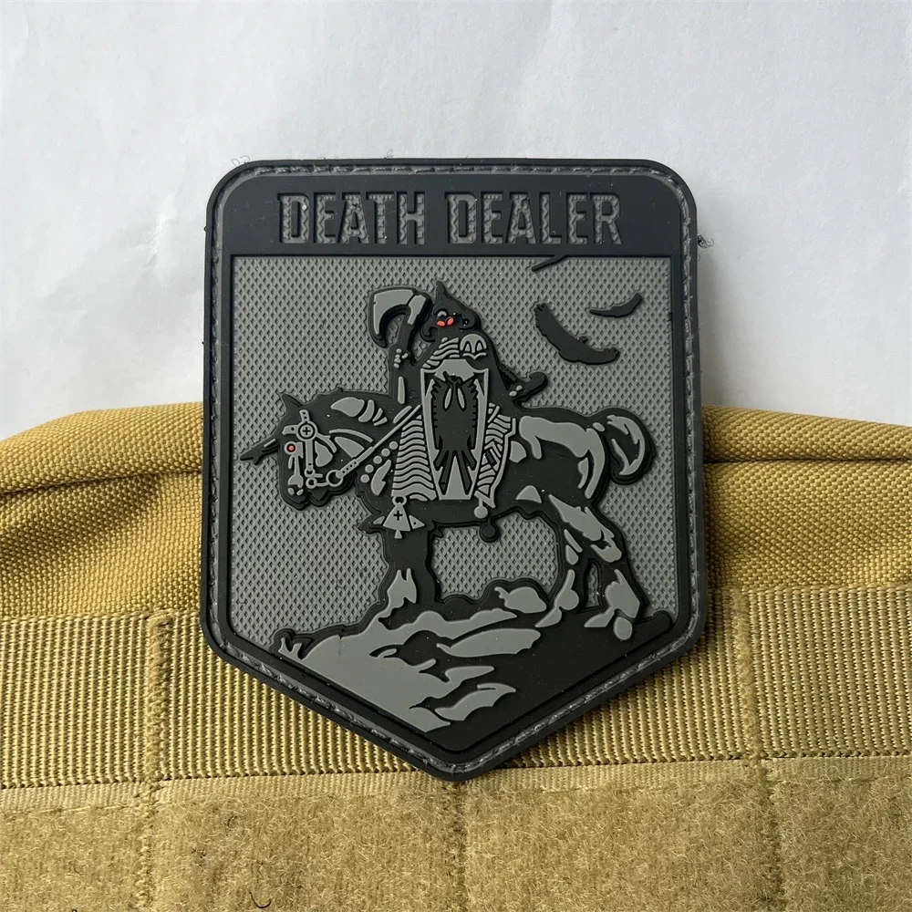 Parche táctico velcro gancho y bucle Death Dealer calavera - imagen 4