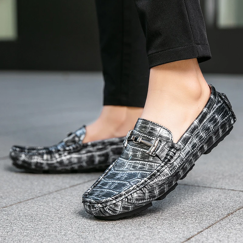 

Men's Metallic-Grain Buckle-Accent Loafers, Men's Daily Casual Slip-On Footwear, Men's Tough Base Wear-Resistant Footwear