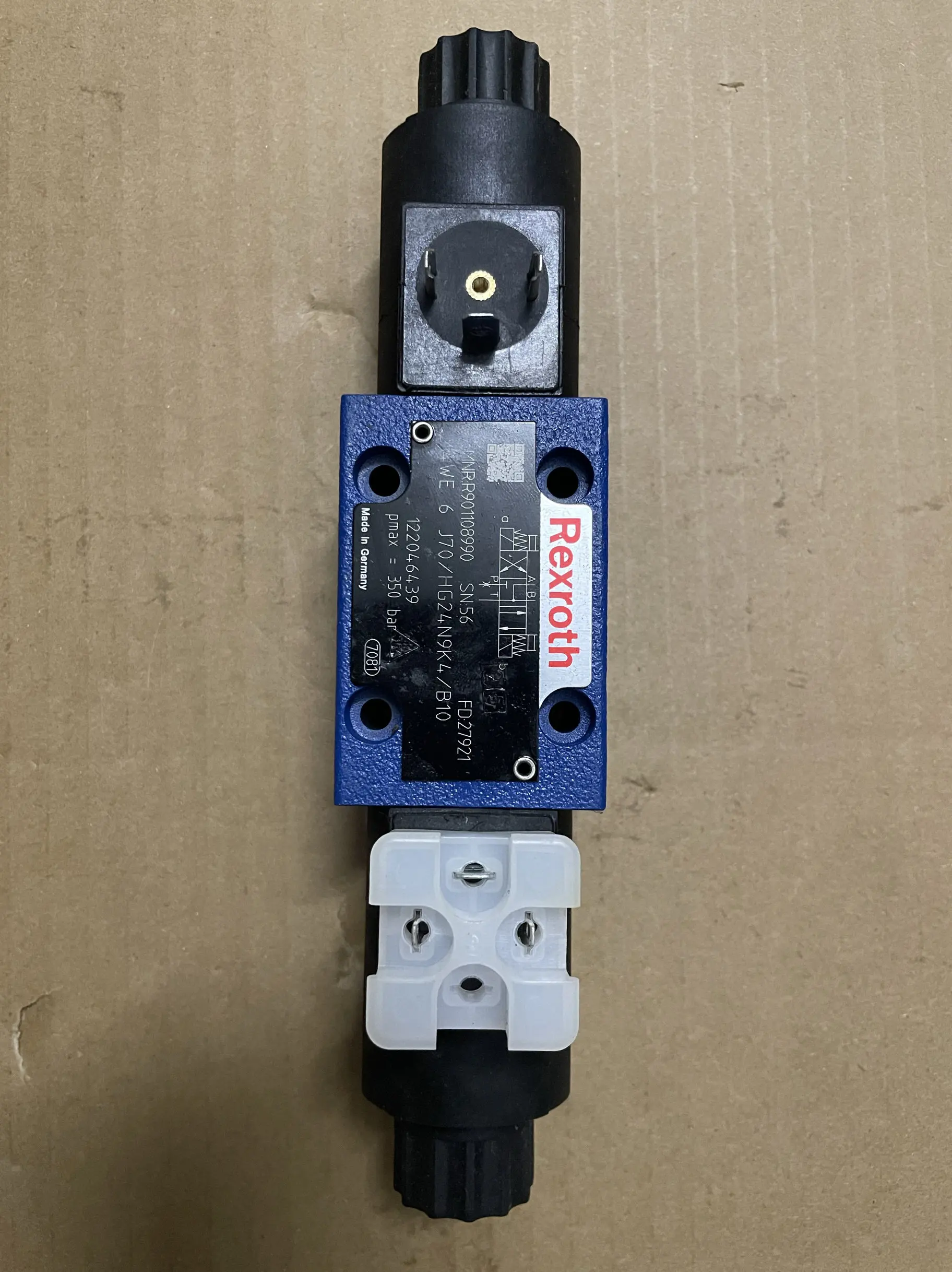 Real Price 4WE6J70/HG24N9K4/B10 Rexroth Solenoid Valve
