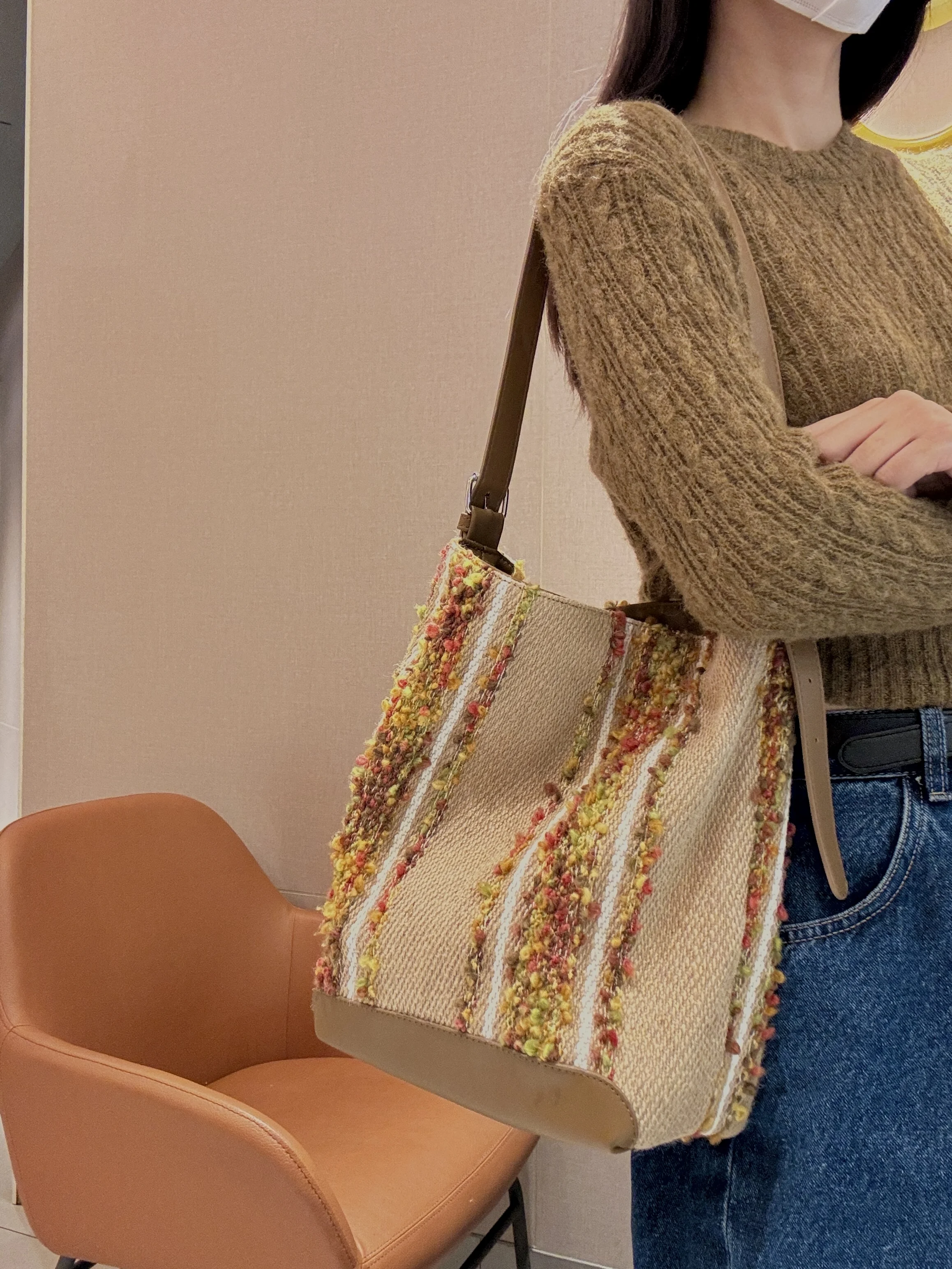 الموضة الفرنسية الجديدة تقسم المتناقضة اللون دلو على شكل الجاكار حقيبة نسائية بسيطة ومتعددة الاستخدامات حقيبة كتف مفردة العصرية