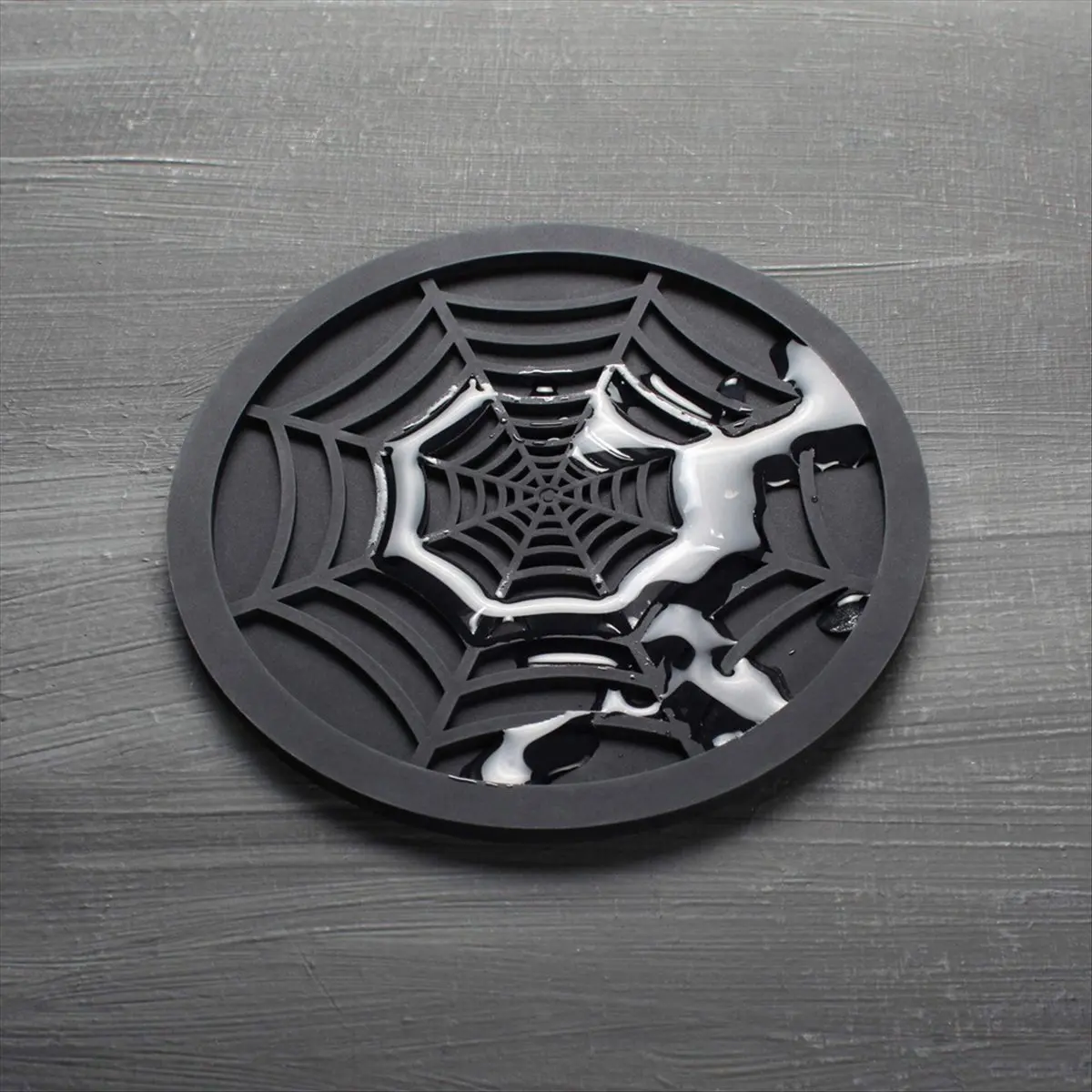 ABUA Silicone Spider Web Coasters for Drinks - 6 Pack Design Spider Drink Coasters, 4Inch Black Coaster Set,Black