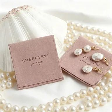 

SheepSew 8x8cm Luxury Microfiber Suede Packaging Gift Bag Pouch for Jewelry