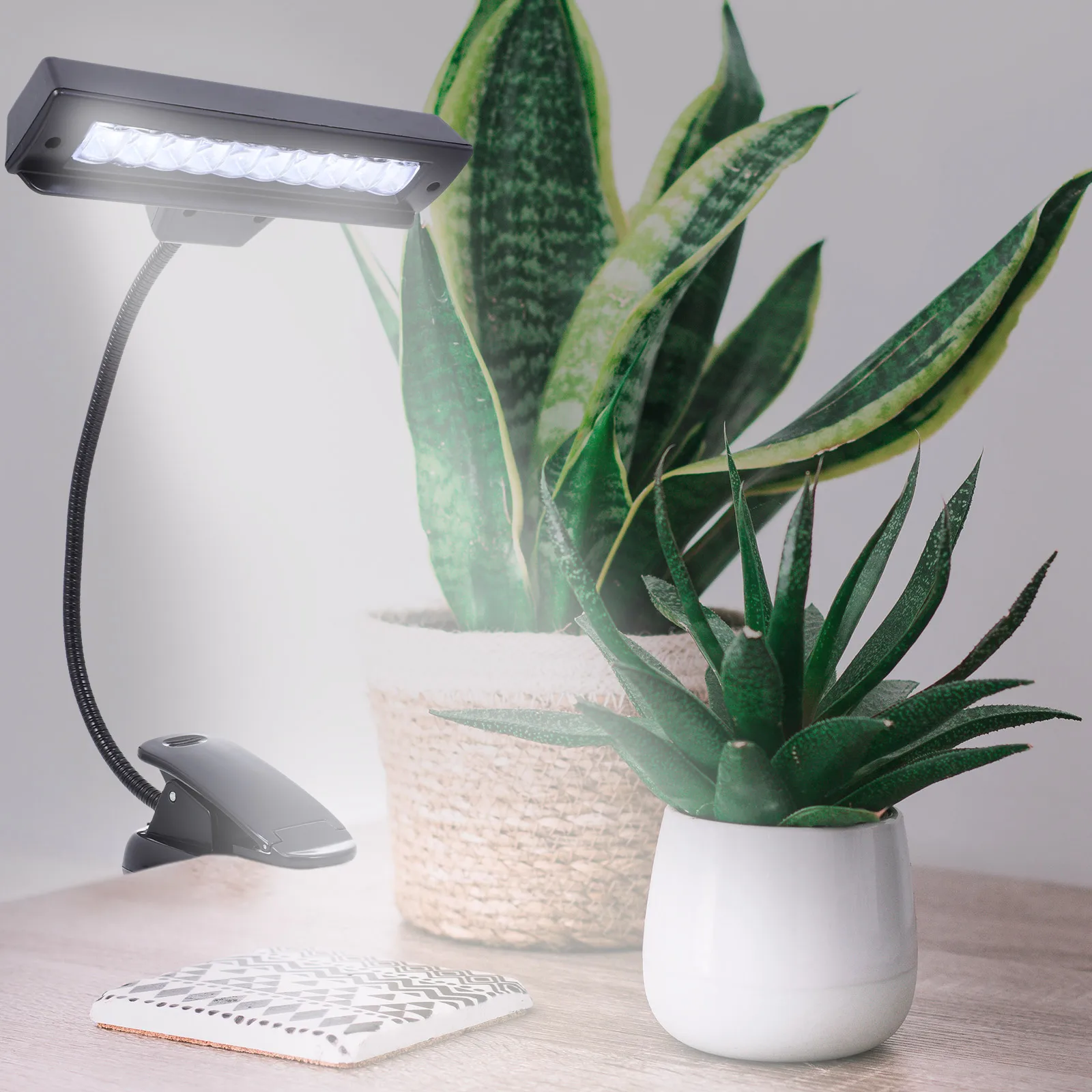 

Portable Eye Protection Lamp Music Stand Light Clip Table Reading LED Lamps Sturdy Durable Adjustable Lighting Bedroom Keyboard