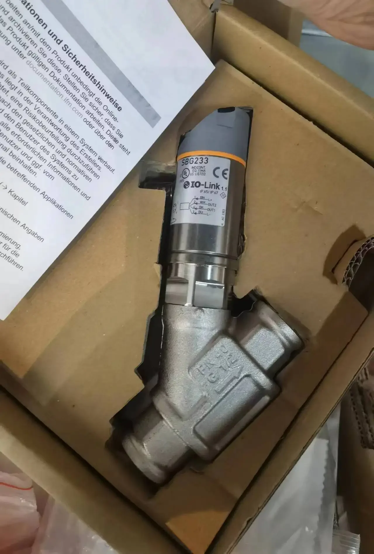 

Расходомер False One штраф Ten IFM SBG233 SBG232 SBG332 SBU624 с обратным клапаном