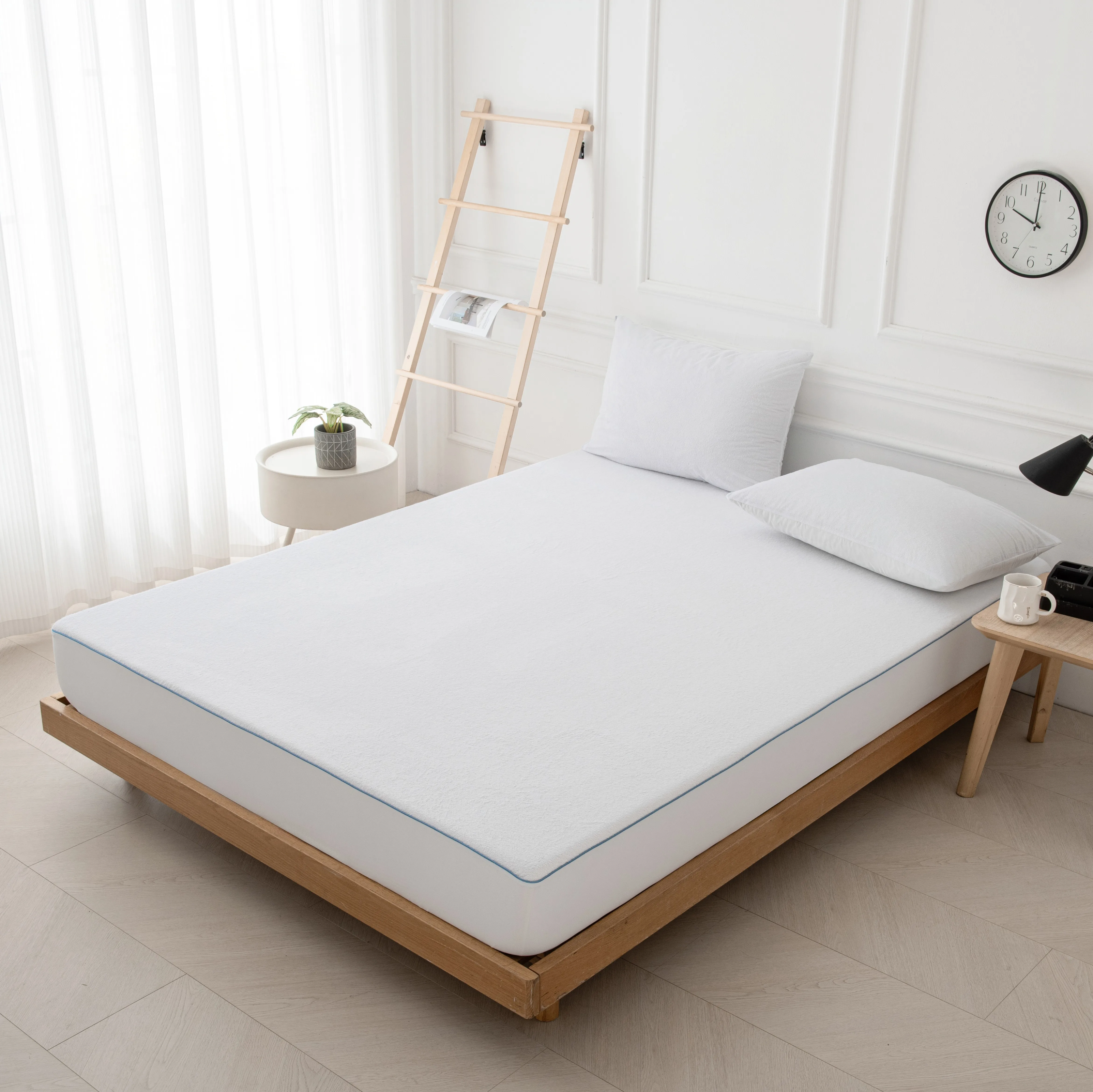 Waterproof Mattress Protector Terry Cloth Ultra Soft Breathable Deep Pocket Mattress Cover Fits Up to 15 Inch Beds