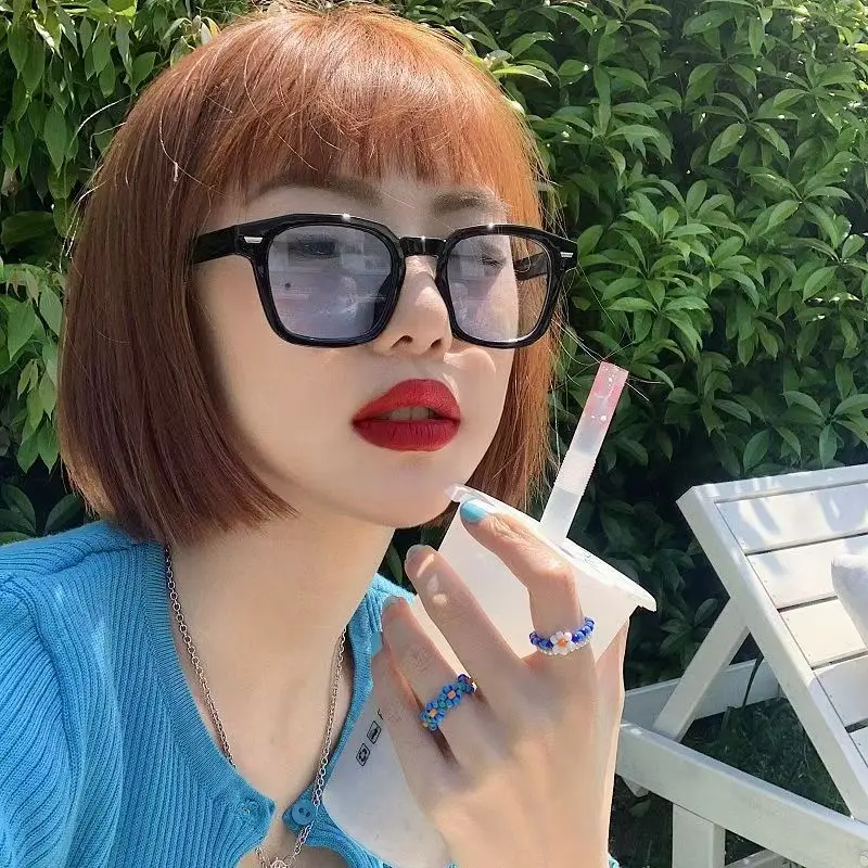 Koreanischer Stil Neue Marke Hochwertige Quadratische Sonnenbrille Mode Herren Hip-Hop-Brille Retro-Sonnenbrille Rot und Blau Damen Sonnenbrillen