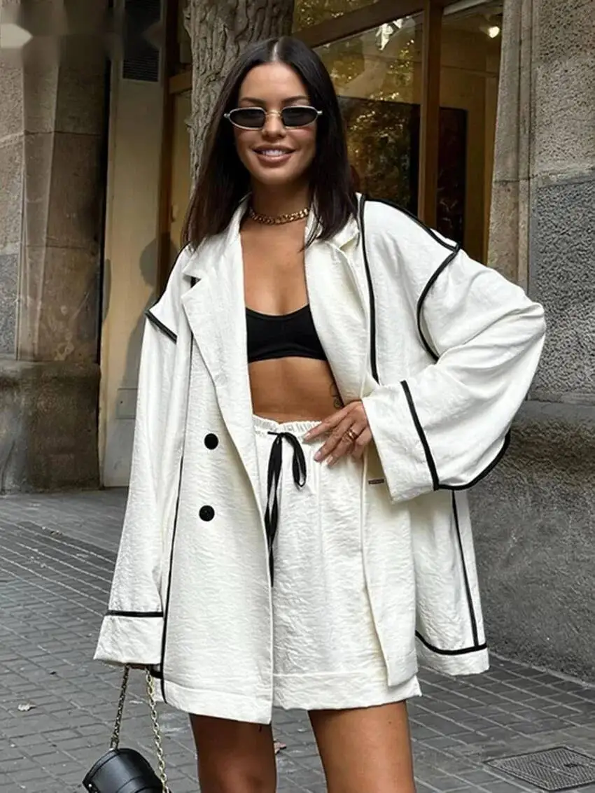 

Модные свободные белые комплекты из 2 предметов, женская одежда 2024, повседневная рубашка с длинным рукавом и шорты с высокой талией, комплект женской уличной одежды HH7Q