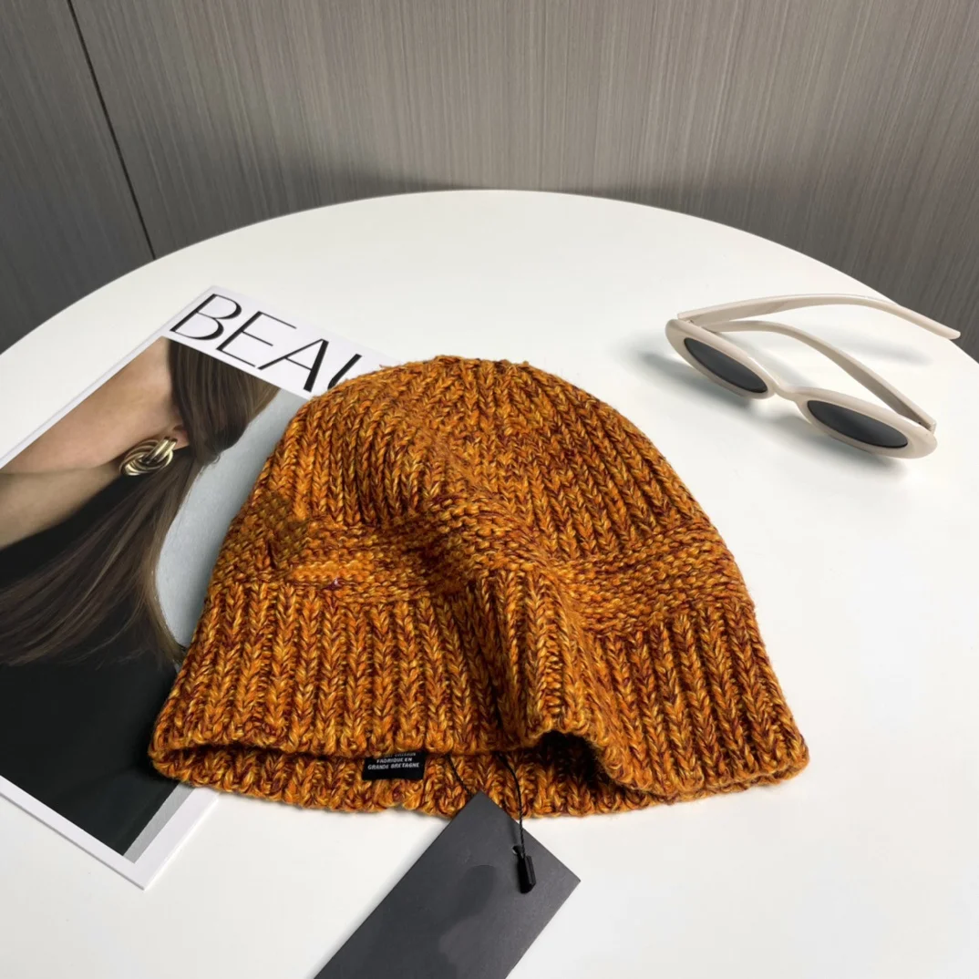 

Вязаная шапка, однотонная, стильная, серия M, высококачественная, крутая, супер яркая, для отдыха, незаменимая, уличная мода, супер, зимняя