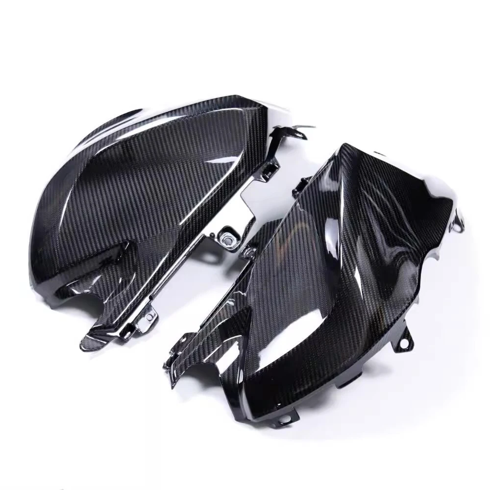 For Triumph Daytona 660 Carbon Fiber Fuel Tank Side Panel Shell 24-25 Motorcycle Custom Racing Bodywork Part