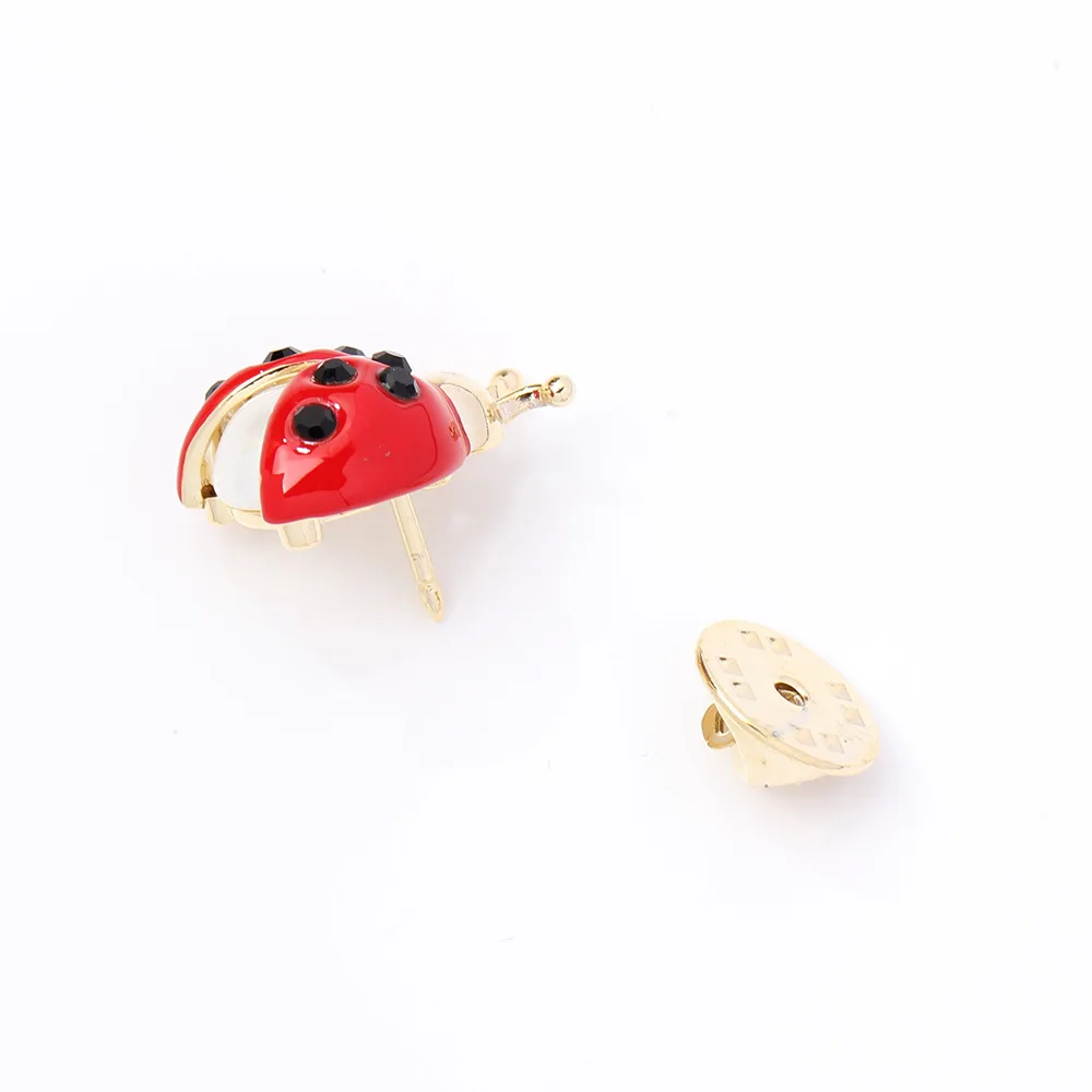 New Japanese Creative Enamel Beetle Brooch Trendy Personalized Collar Pin Clothes Suit Accessories for Men and Women