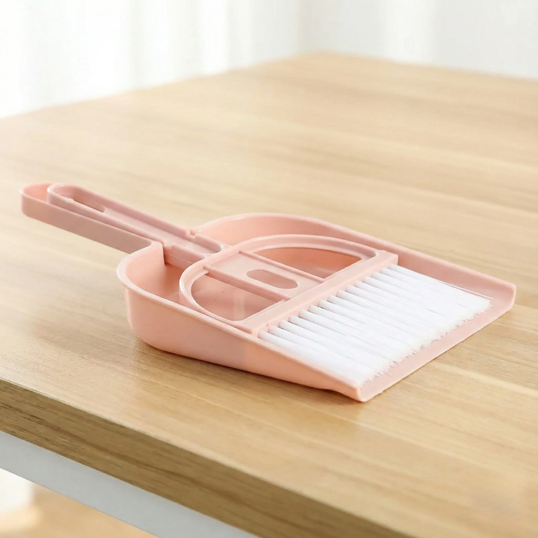 

Набор для уборки рабочего стола 18,5×12 см, розовый - метла и совок с мягкой щетиной, отверстие для подвешивания для удобного хранения