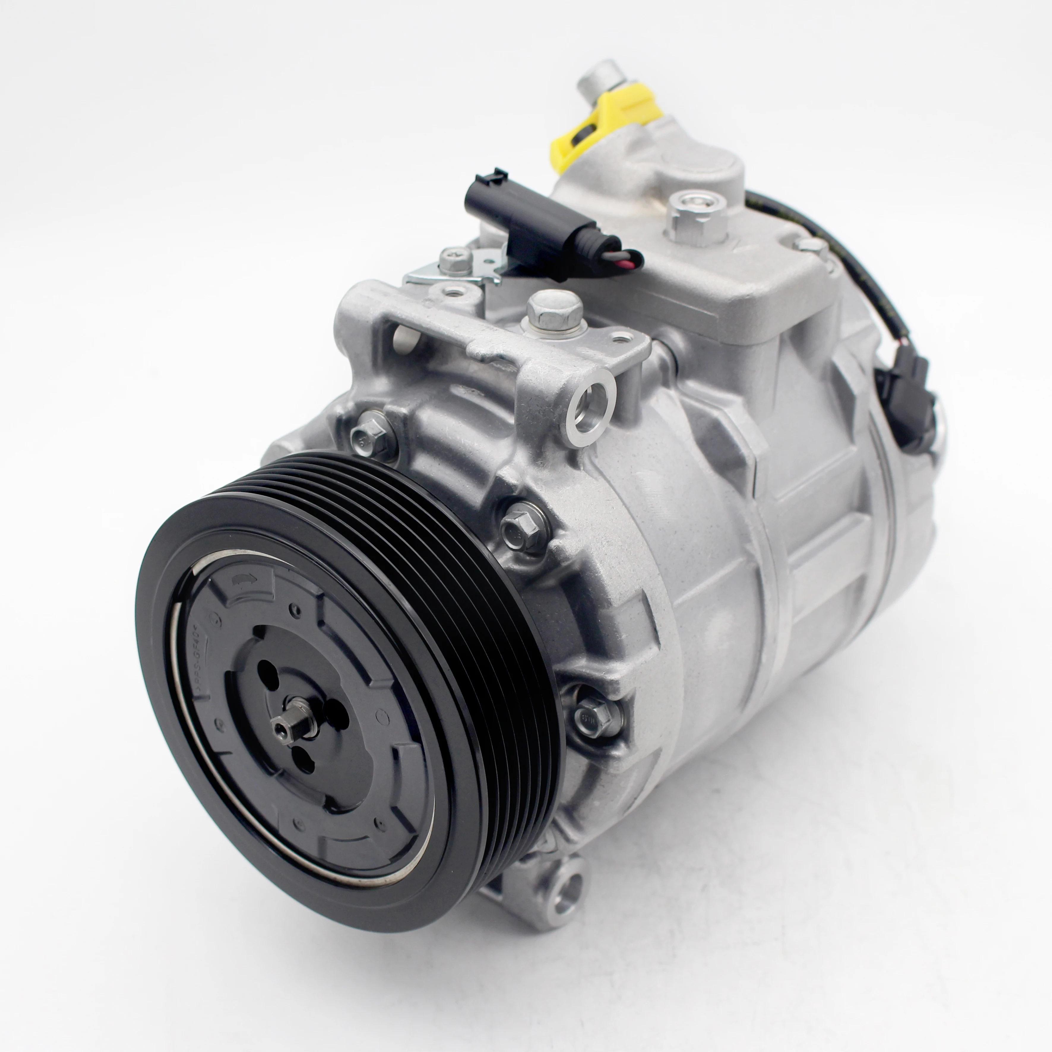 Z4 로드스터 E89 OEM 64526956719용 자동차 컴프레서 가격