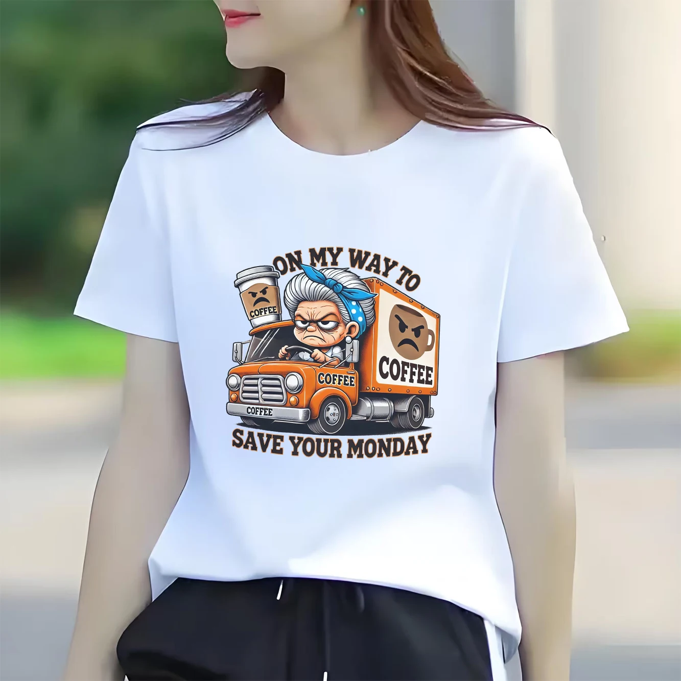 

Old lady coffee cart retro printed fashionable summer short sleeved top for women's casual versatile T-shirt