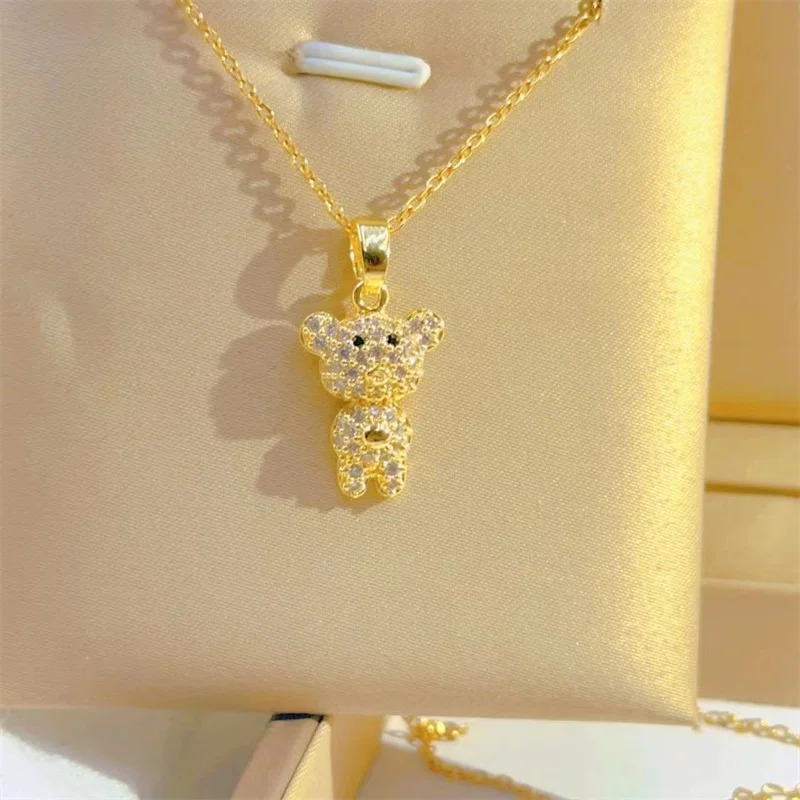 Fashionable and Exquisite Cute Piggy Nose Bear Necklace Classic Personality Micro-inlaid Jewelry Stainless Steel Clavicle Chain