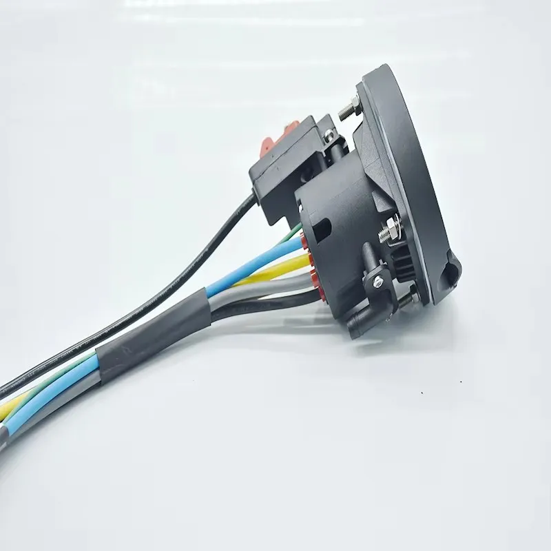 Picture 6: Type 2 16A 32A Charging Pile Electrical Female Socket Type 2 EV Connector Adpter Socket