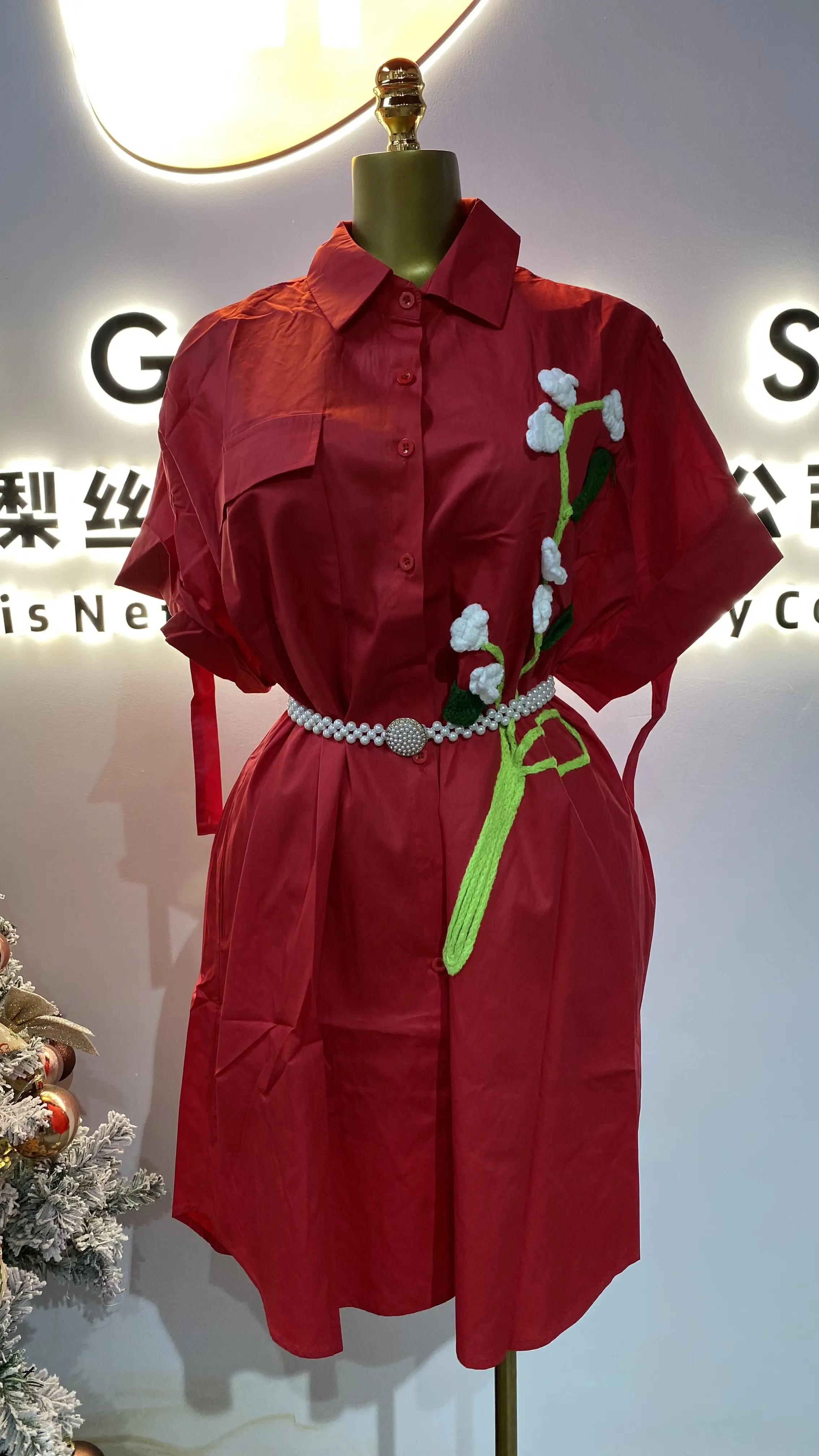 2025 autunno nuove donne abbigliamento temperamento rosso papillon cintura risvolto camicia di popeline a maniche corte dress-GZMM348