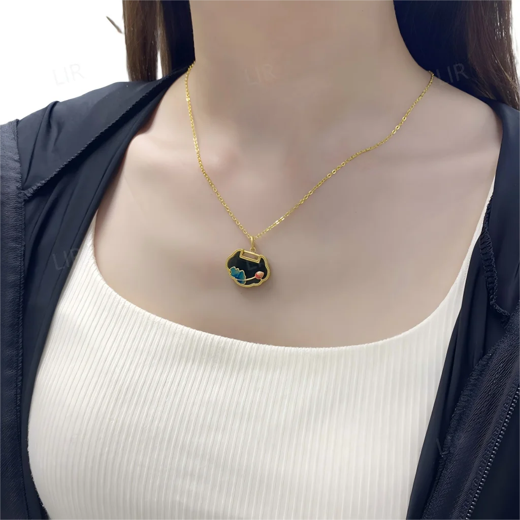 قلادة LIR النسائية: قلادة من اليشم الهيتي الطبيعي "روي لوتس" بلون المينا |   المجوهرات الجميلة مع شهادة اليشم