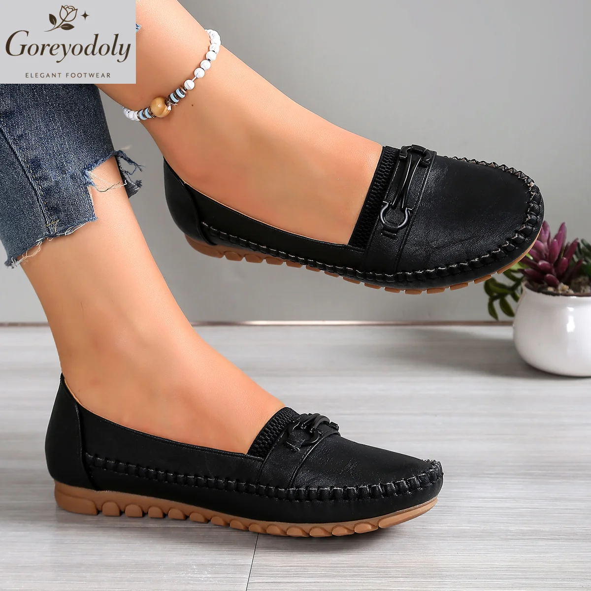 goreyodoly Women Comfortable Slip-On Loafers Lightweight Breathable Wide Fit Flats with Chain Decoration