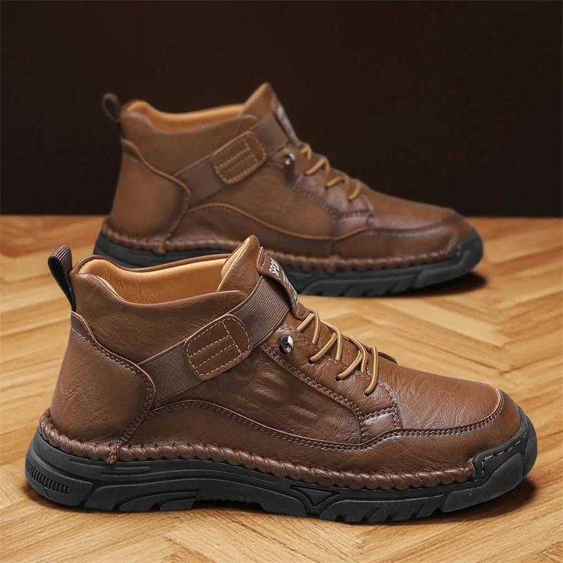 

Autumn New Plus Size Motorcycle Shoes Breathable Splicing Anti Slip Fashionable Youth Outdoor Hiking Boots