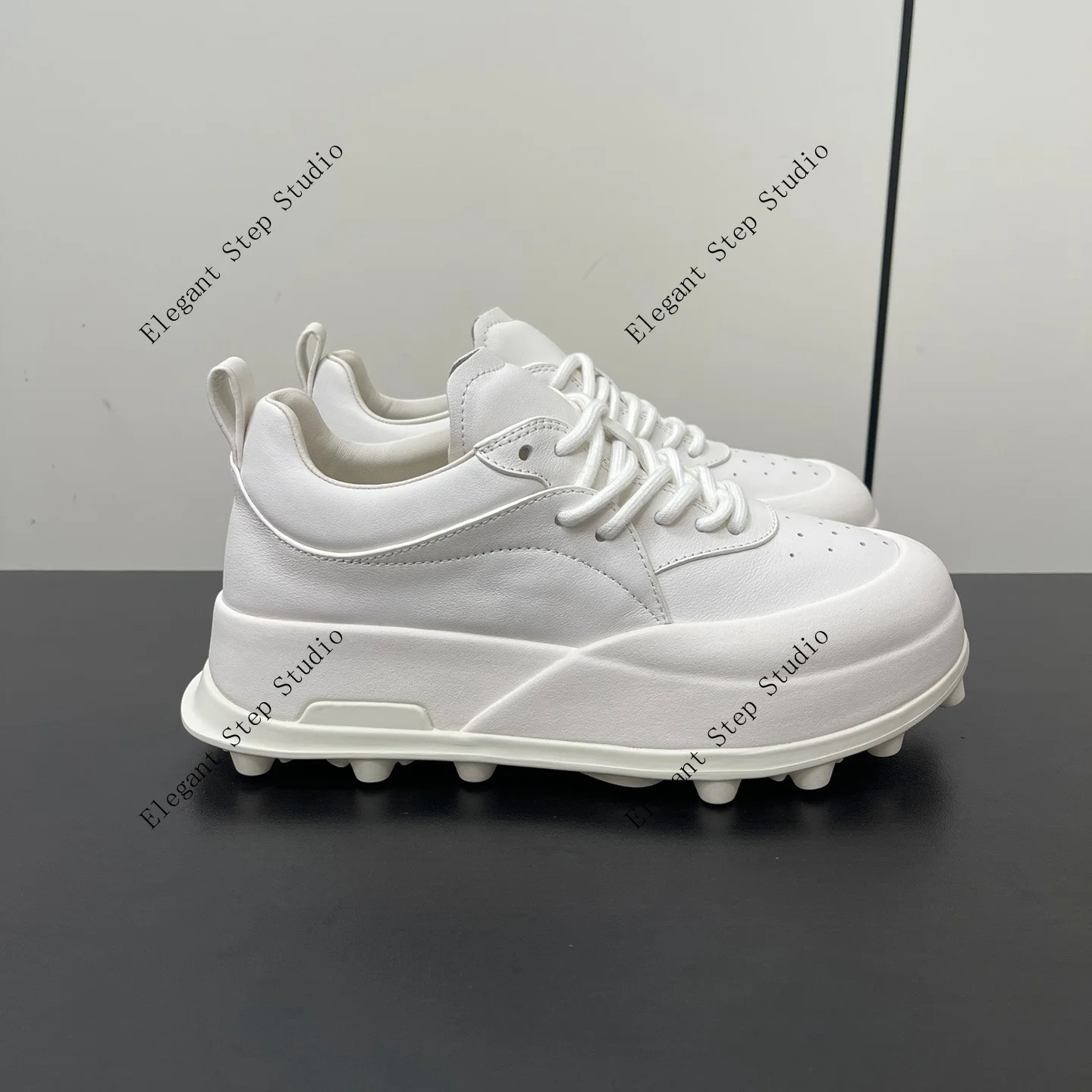 Damenschuhe Orb Sneakers Leder Low-Top Chunky Platform Tonal Runway