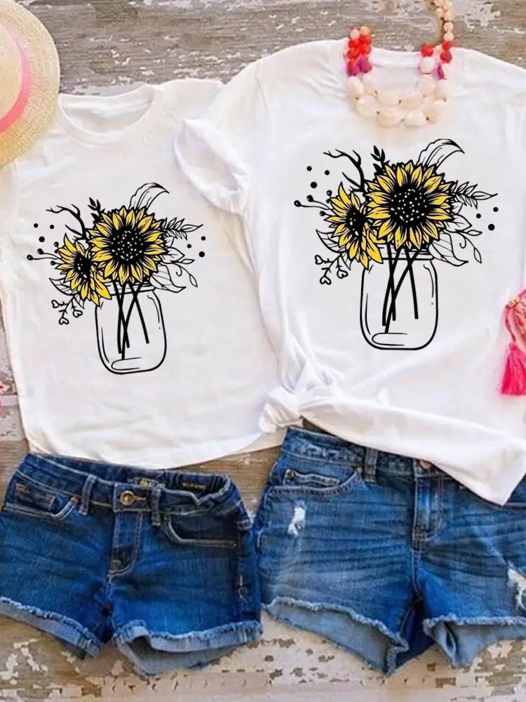 

Tee Family Matching Outfits Flower Floral New Sweet Graphic T-shirt Women Girls Boys Kid Child Summer Mom Mama Clothes Clothing