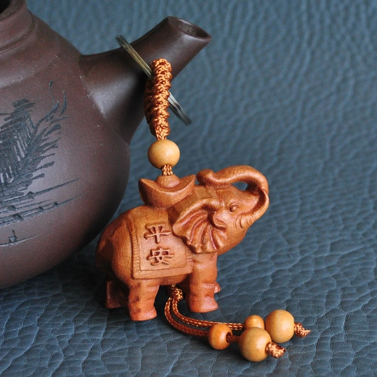 Peachtwood carved elephant key chain pendant hanging jewelry safe auspicious water pendant solid wood affinity small gift.