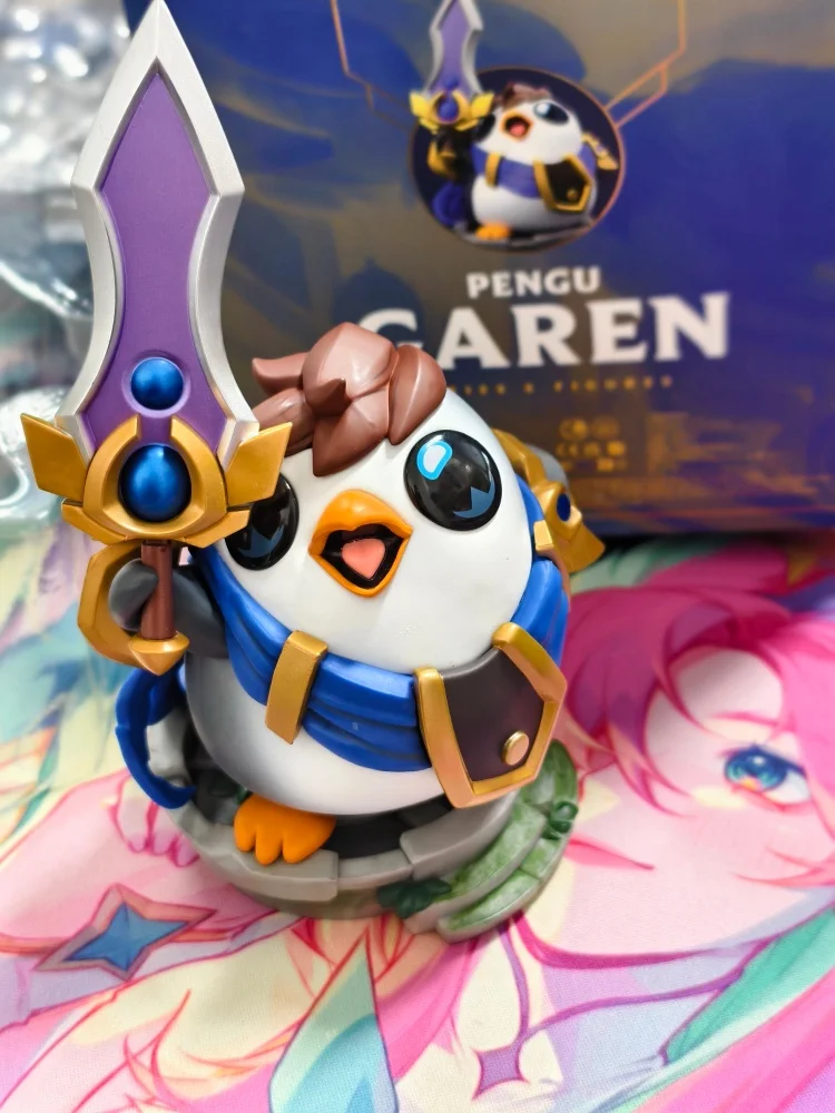 

В наличии: Оригинальная фигурка Garen Penguin Version ко Дню дураков, 15 см, коллекционная модель для мальчиков, игрушка, украшение для компьютера