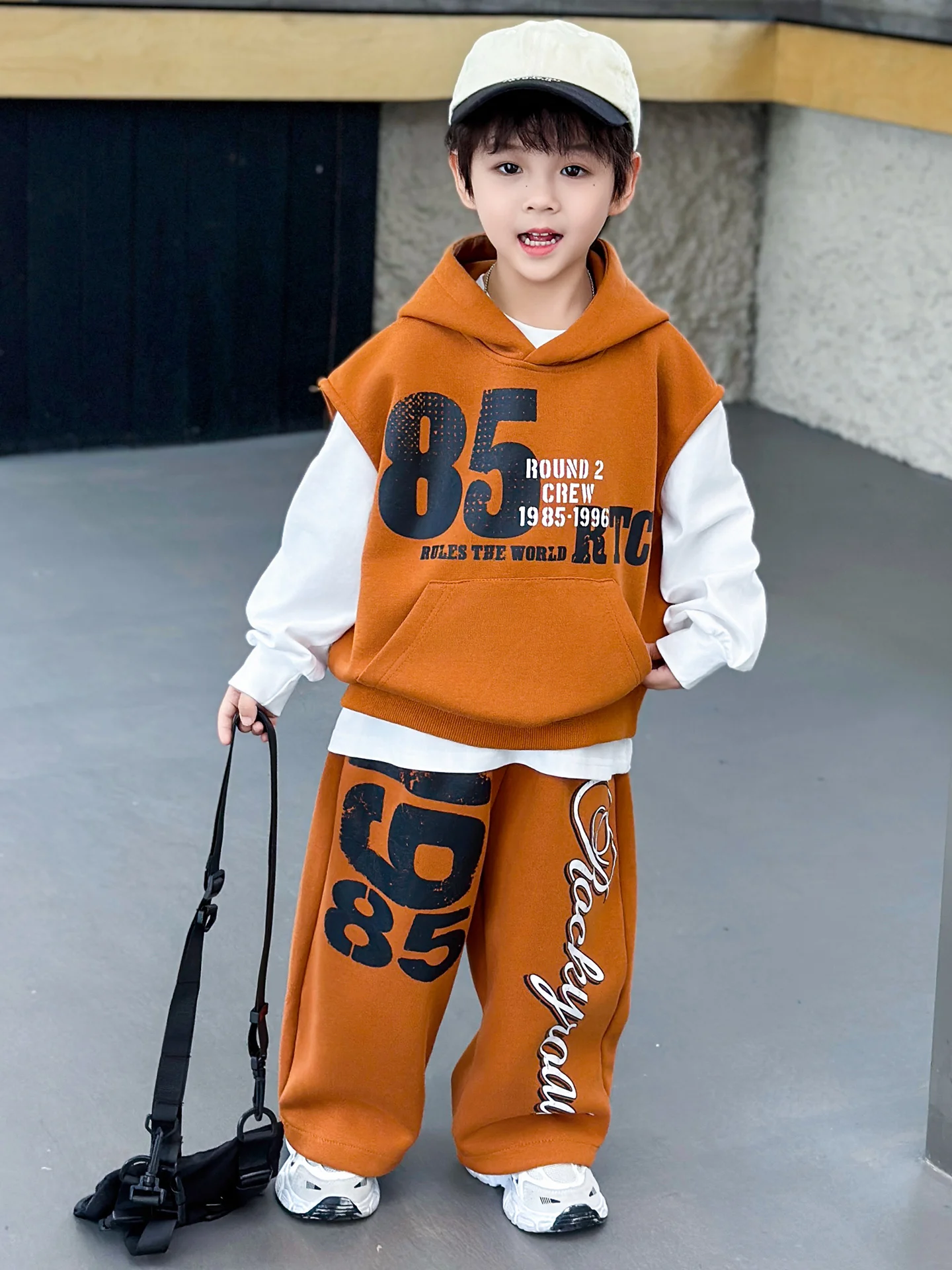 ensemble-trois-pieces-sportif-et-tendance-pour-garcons-style-automne-vetements-pour-enfants-confortable-respirant-anti-humidite-lavable-en-machine