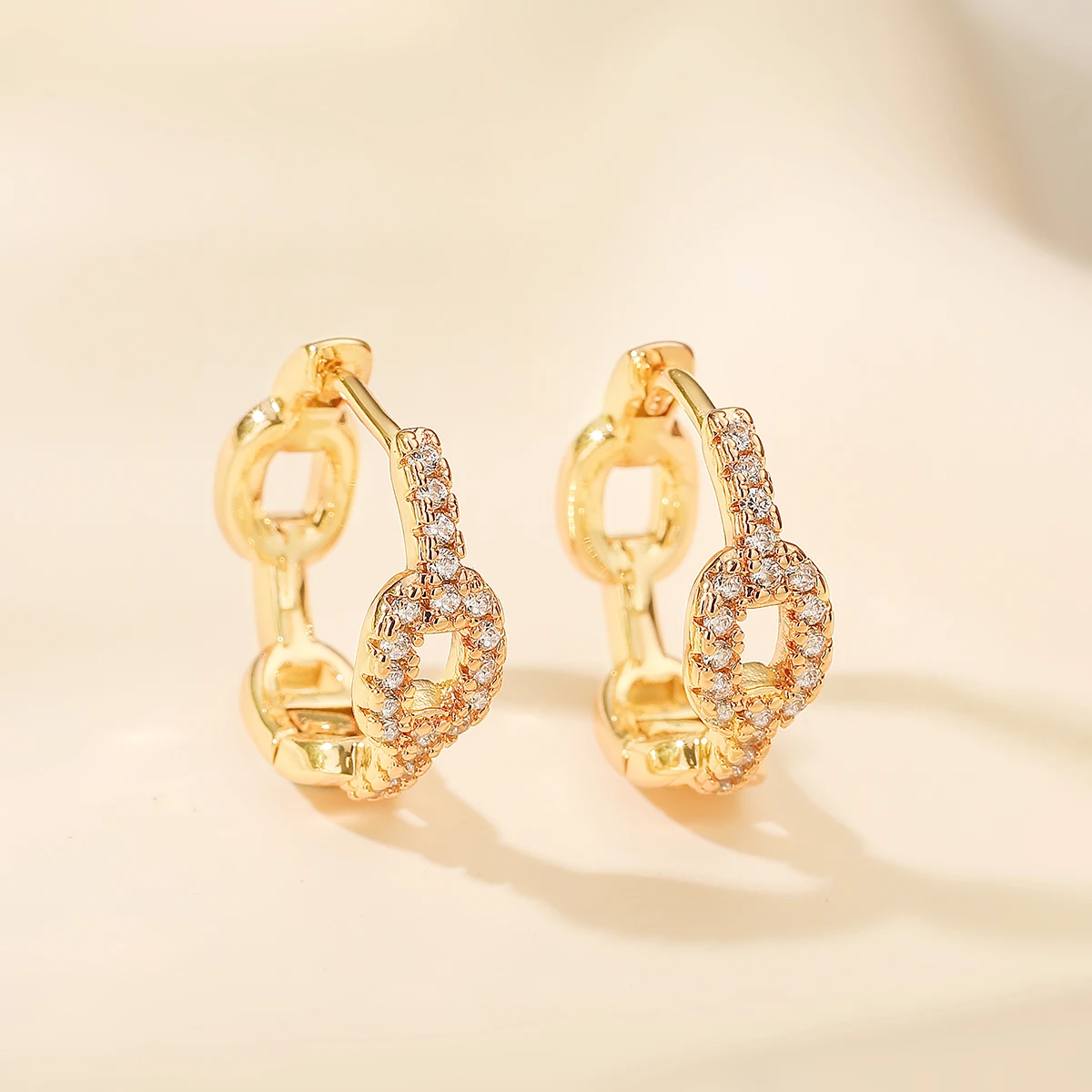 NEWBUY Bling Bling AAA CZ Zircon Inlay Hollow Design Geometric Hoop Earrings For Elegant Women Party Jewelry