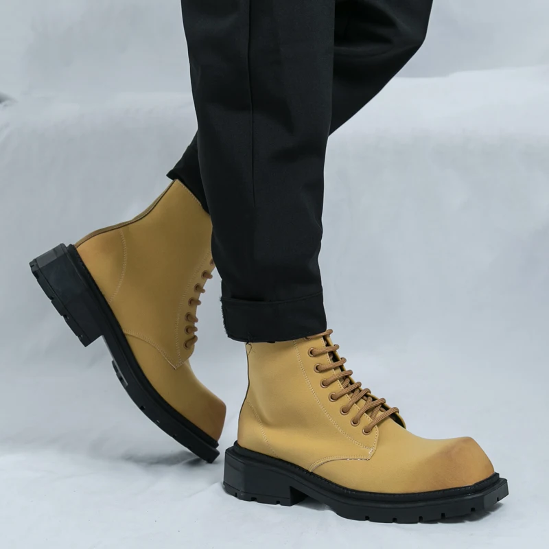 2025 Autunno Nuove scarpe in pelle transfrontaliere per uomo Casual One Step Stepping British Business Formale Set di grandi dimensioni in pelle Sho